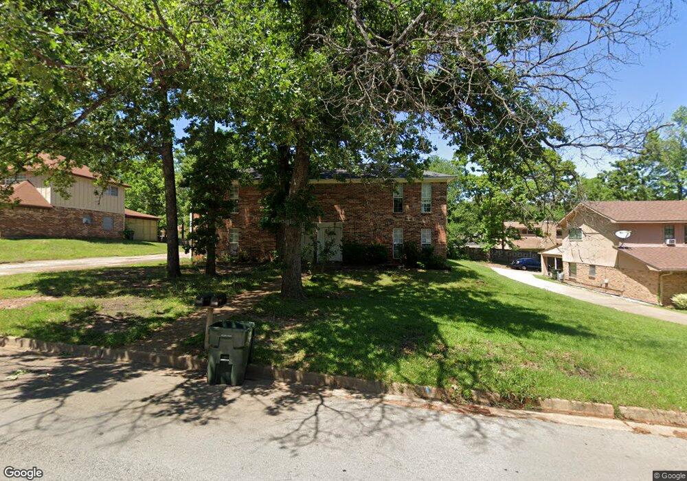 2304 Aberdeen Dr, Tyler, TX 75703 - photo 1