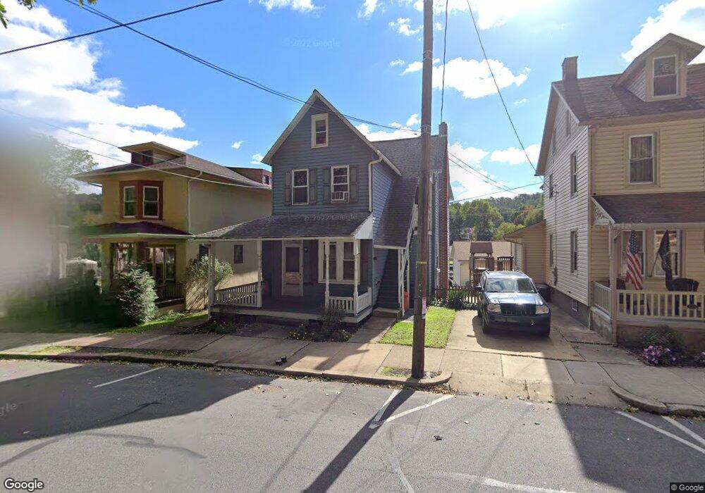 54 E Wyomissing Ave, Mohnton, PA 19540 - photo 1