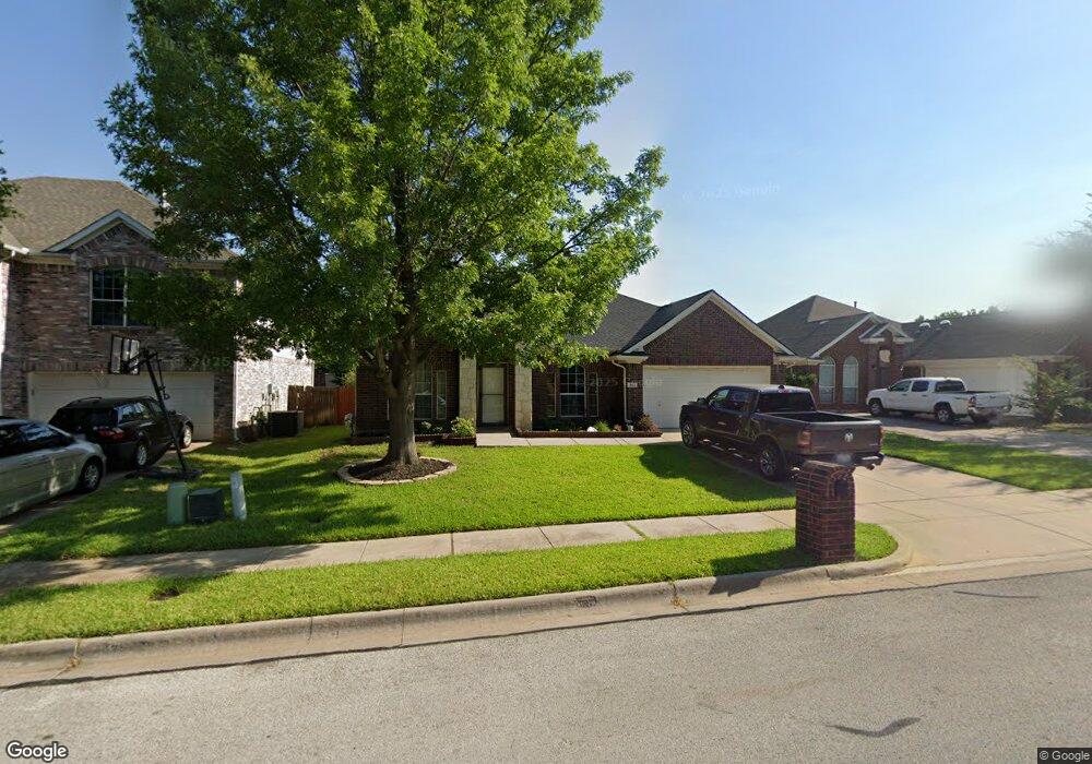 901 Circle View Ln, Denton, TX 76210 - photo 1