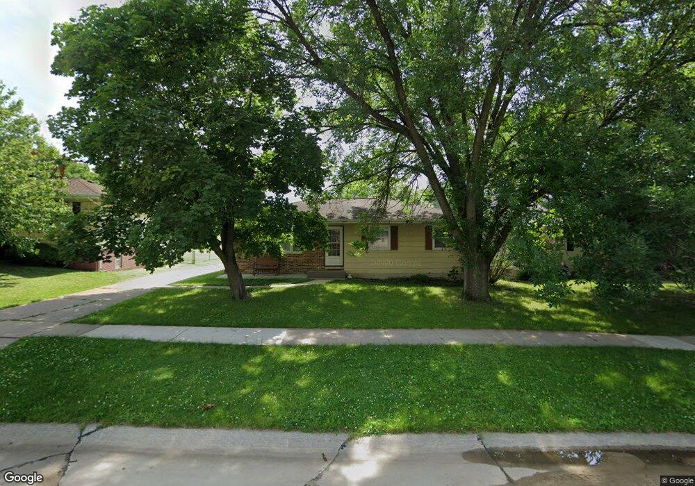 2533 Lori Dr SW, Cedar Rapids, IA 52404 - photo 1