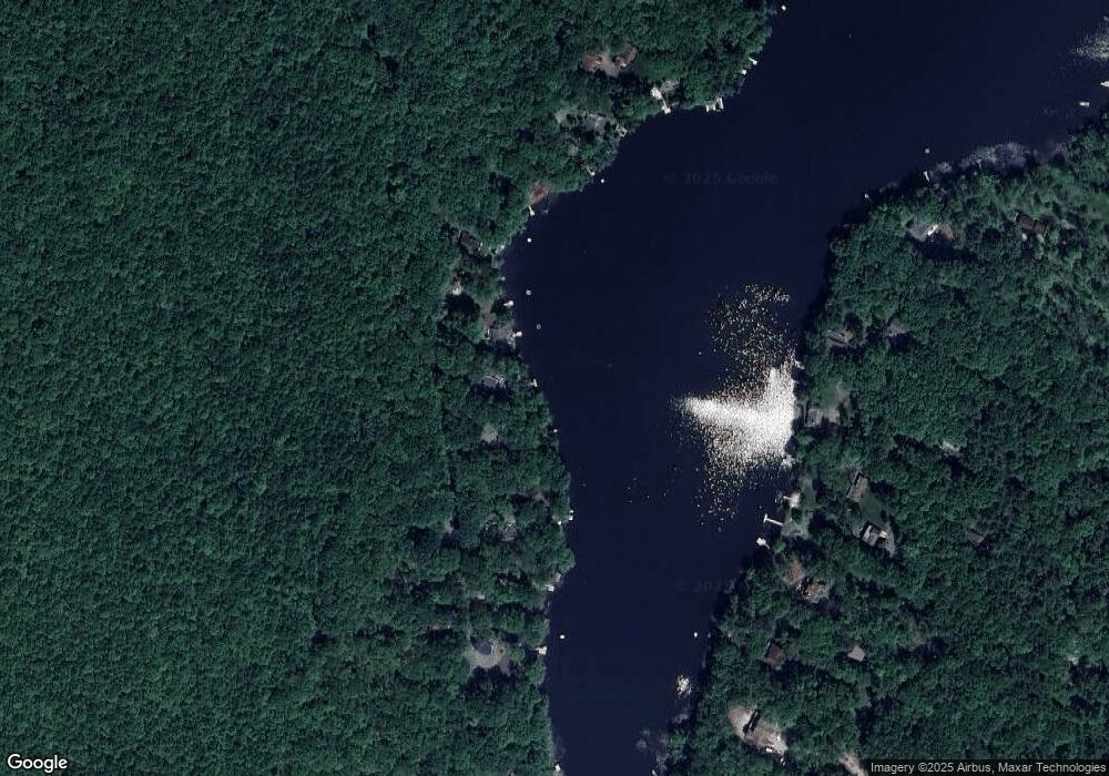 496 W Shore Dr, Hawley, PA 18428 - photo 1