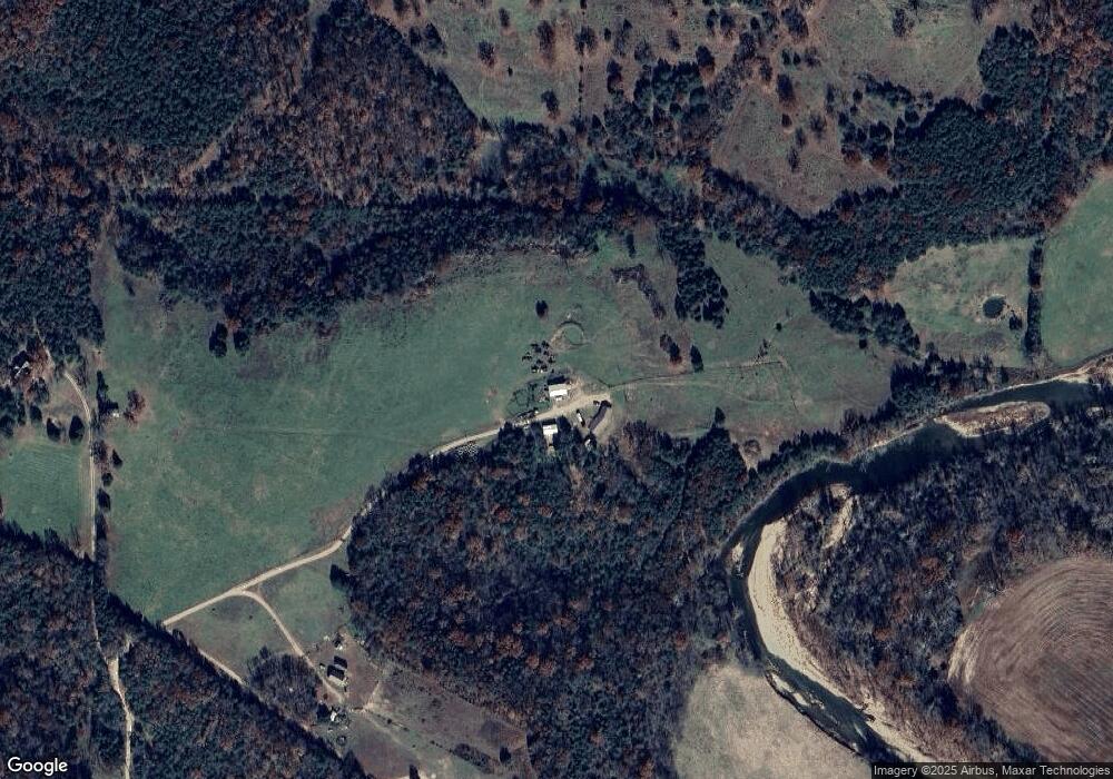 12129 Chimney Rock Rd, Aurora, MO 65605 - photo 1