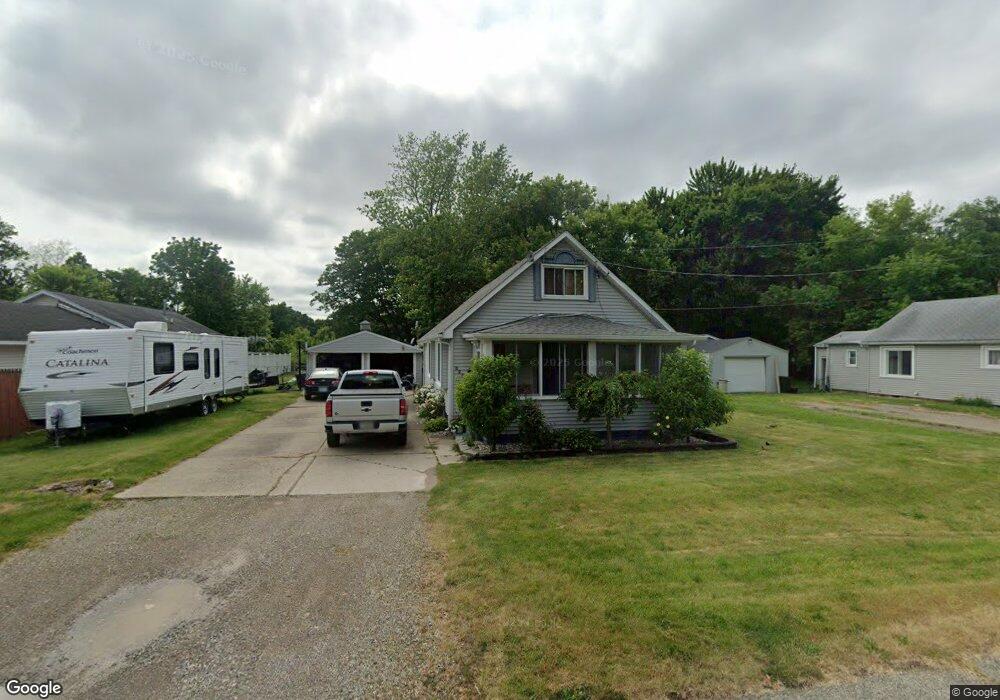 3263 Huggins Ave, Flint, MI 48506 - photo 1