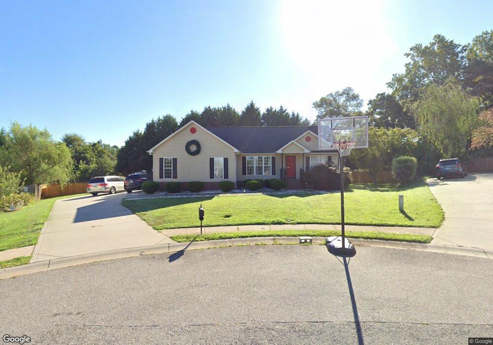 927 Carole Summey Dr, Dallas, NC 28034 - photo 1