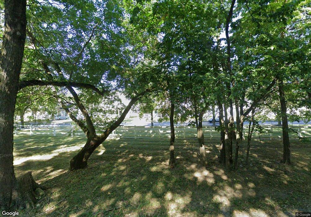 1819 Canopy Ln unit 6, Columbus, OH 43219 - photo 1