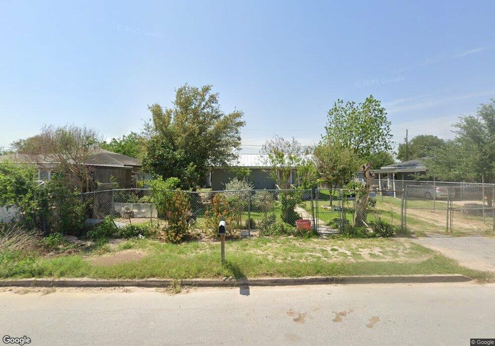 2608 Santa Barbara Dr, Alamo, TX 78516 - photo 1