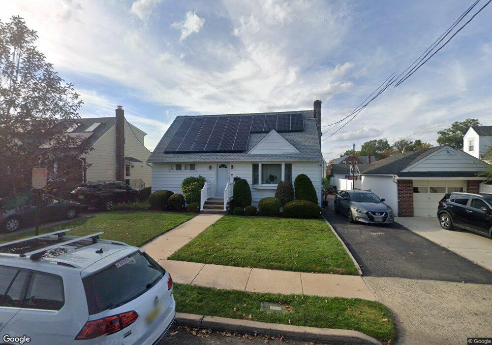 27 Cypress St, Carteret, NJ 07008 - photo 1
