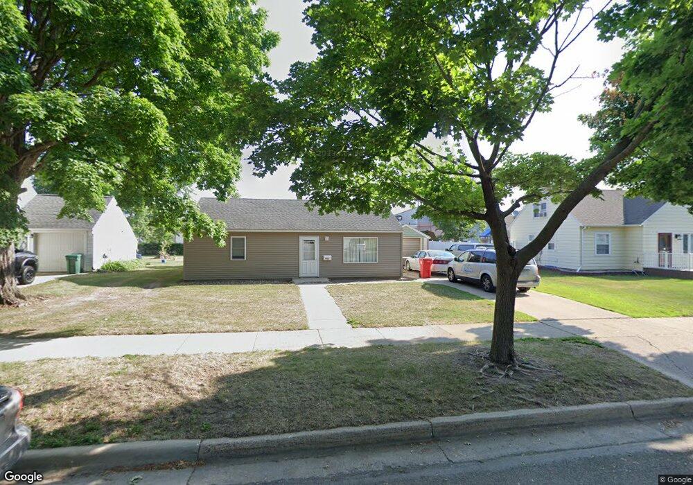 1410 2nd Ave SW, Austin, MN 55912 - photo 1