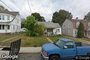 21 Perry St, New London, CT 06320