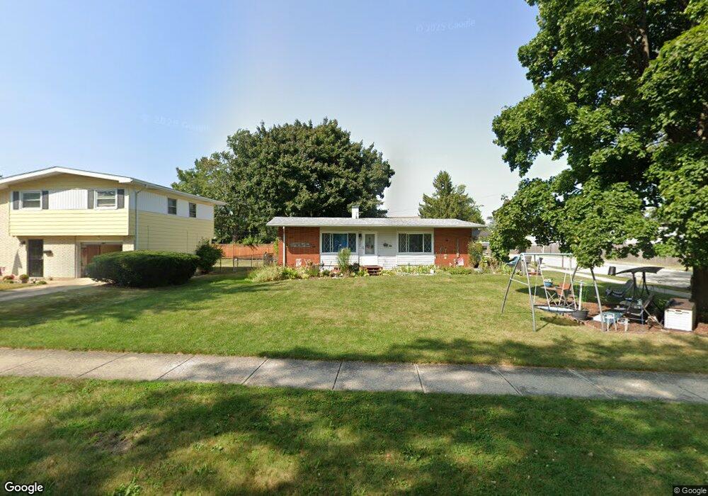 2004 Kingston Rd, Waukegan, IL 60087 - photo 1