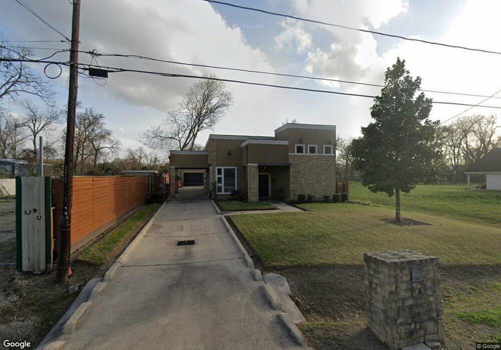 873 Wall St, Houston, TX 77088 - photo 1