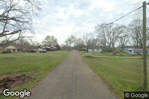 817 Lindsey Ave, Walnut Grove, MS 39189