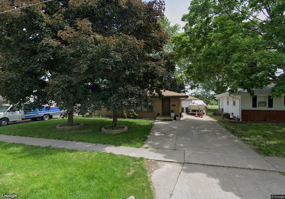 3227 E 26th St, Des Moines, IA 50317 - photo 1