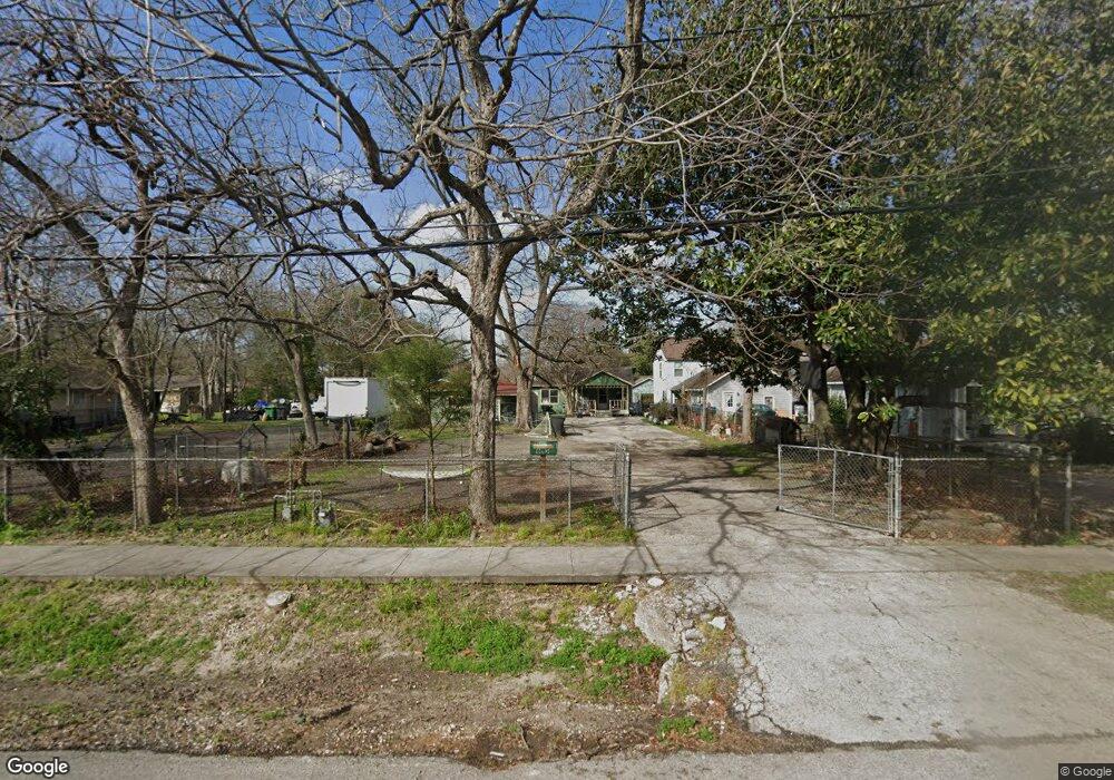 615 Dorchester St, Houston, TX 77022 - photo 1