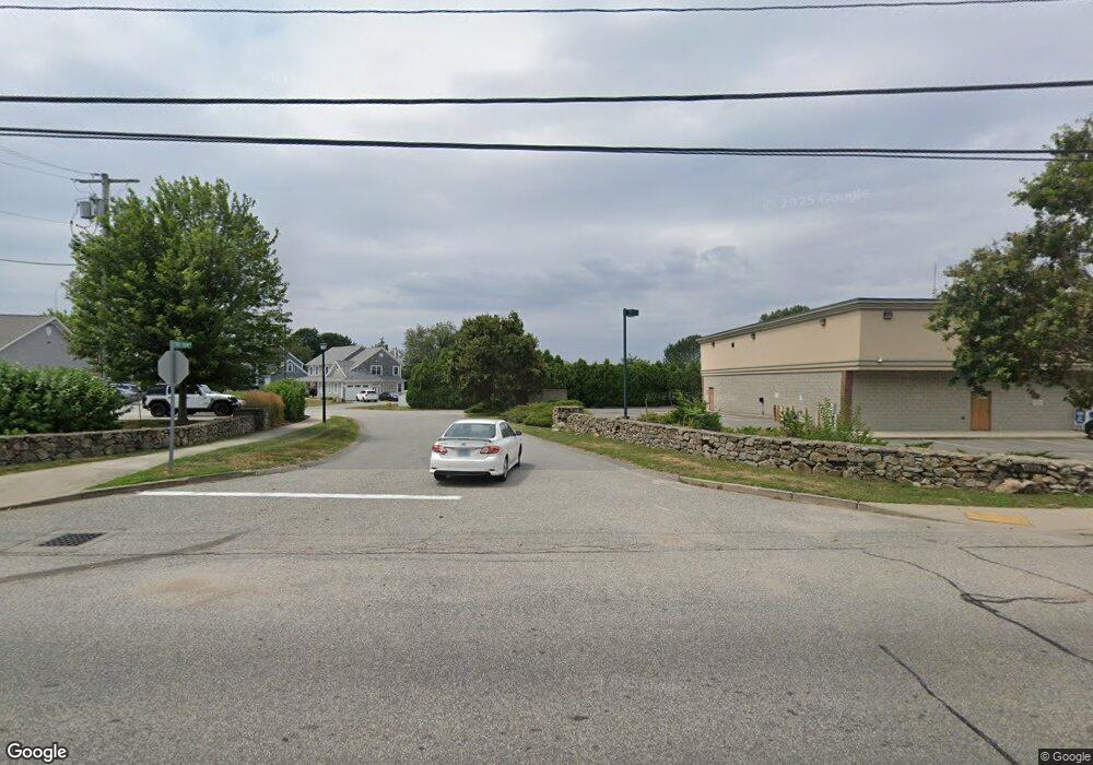 685 Main Rd, Tiverton, RI 02878 - photo 1