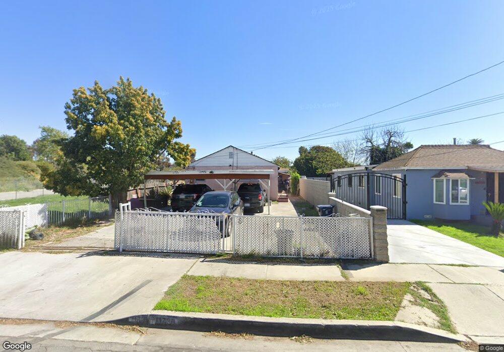 11730 Slater St, Los Angeles, CA 90059 - photo 1