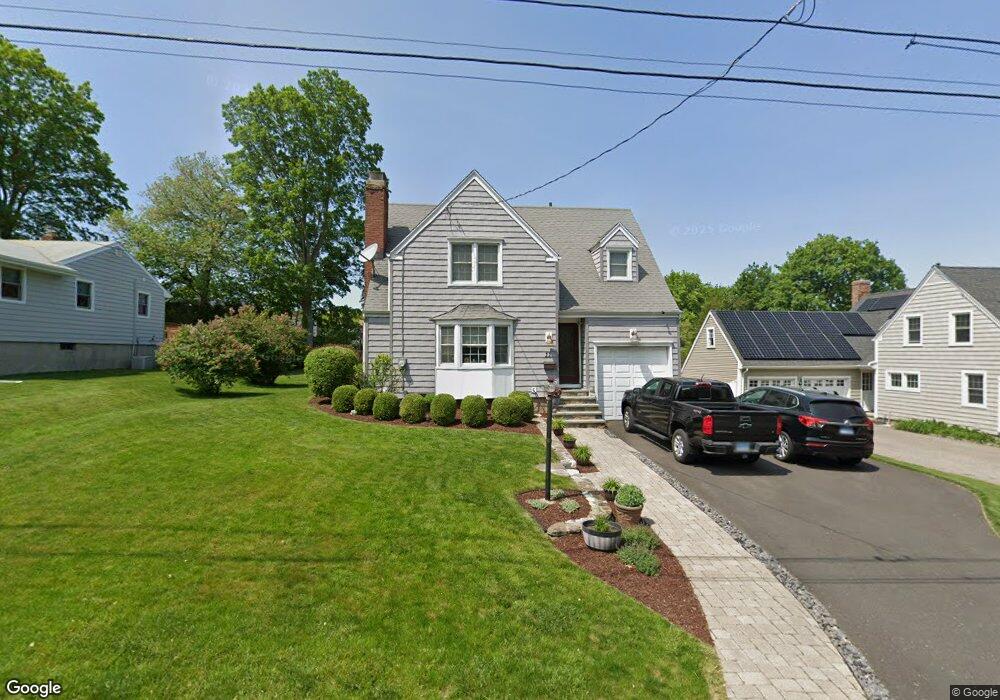 11 Edgewood Ave, Trumbull, CT 06611 - photo 1