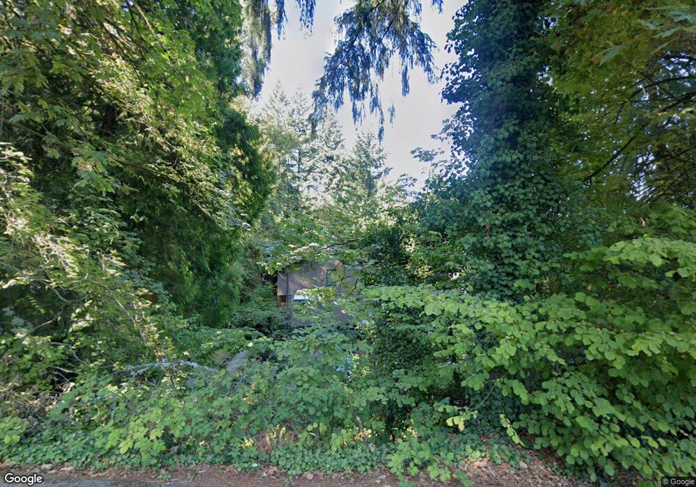 9524 SE 68th St, Mercer Island, WA 98040 - photo 1