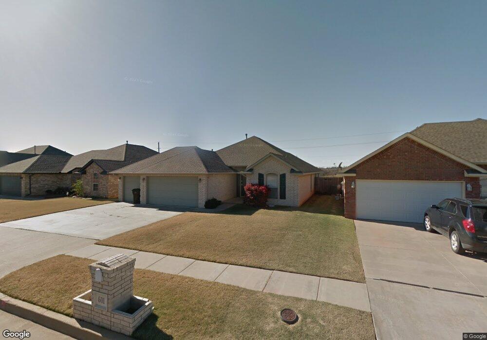 601 Kelsi Dr, Moore, OK 73160 - photo 1