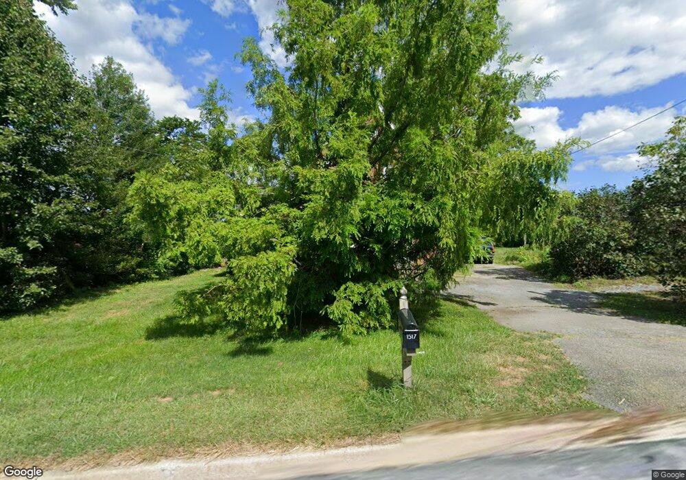 1517 Lampeter Rd, Lancaster, PA 17602 - photo 1