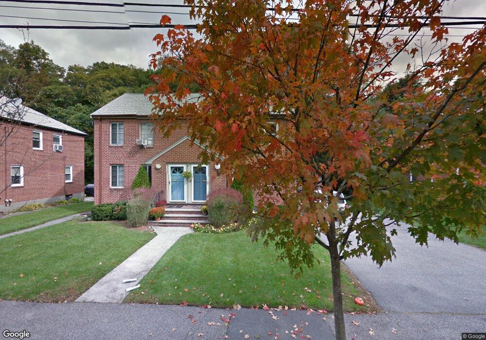 31 Payne Rd unit 31   31-33, Newton Highlands, MA 02461 - photo 1