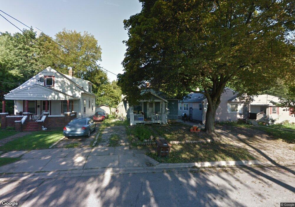 1625 Roseneath Ave, Lansing, MI 48915 - photo 1