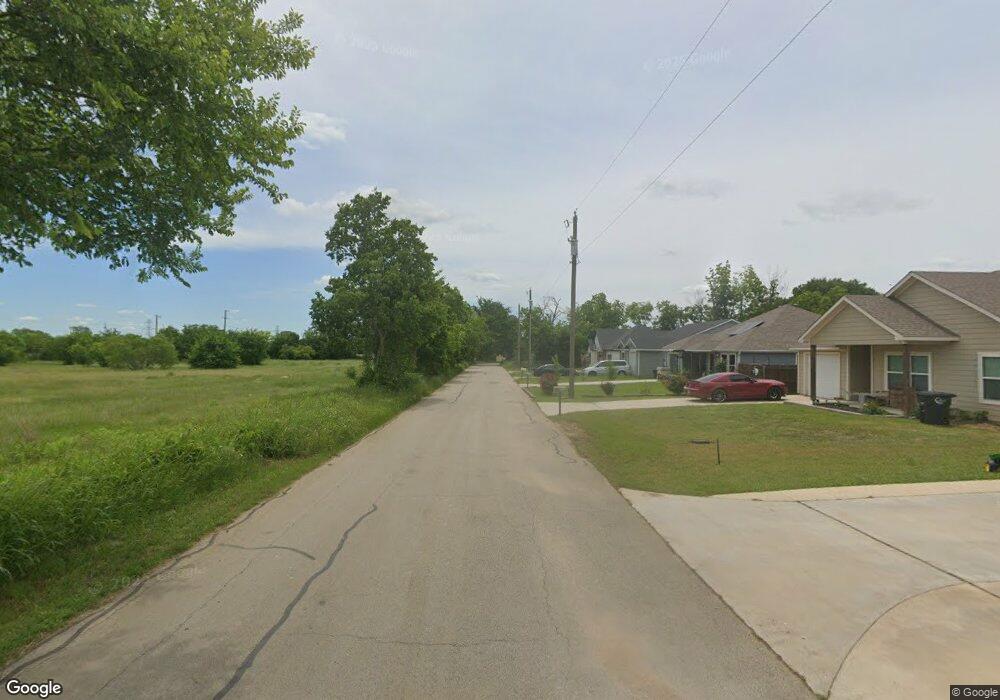 303 Blakney St, Cleburne, TX 76031 - photo 1