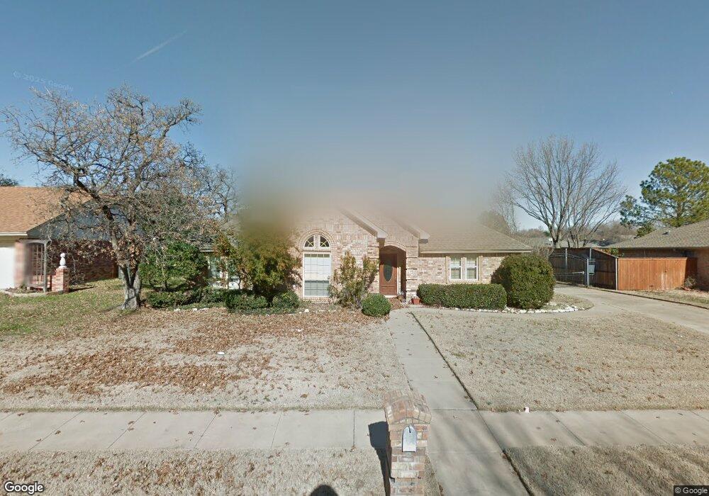 221 Carolyn Dr, Bedford, TX 76021 - photo 1