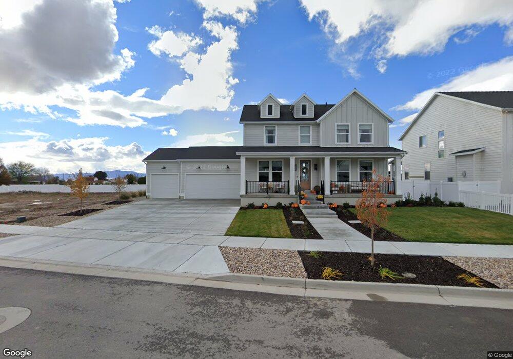 105 N Welden Way unit 105, Layton, UT 84041 - photo 1