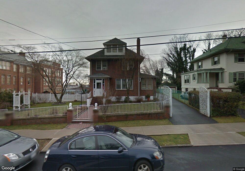 169 Saint Pauls Ave, Staten Island, NY 10301 - photo 1
