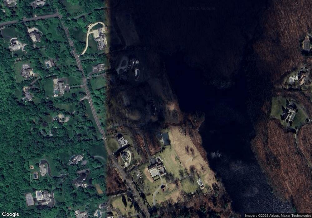 1079 Oenoke Ridge, New Canaan, CT 06840 - photo 1