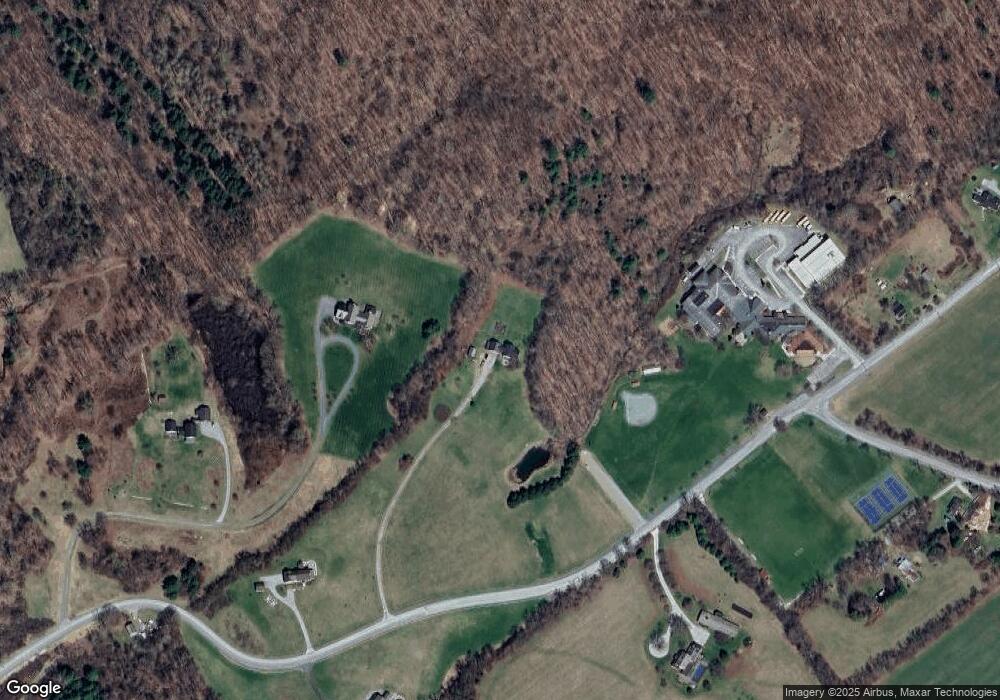 274 Pauls Way, Dorset, VT 05251 - photo 1