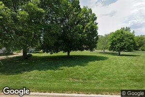 312 S Main St, Walnut, IL 61376