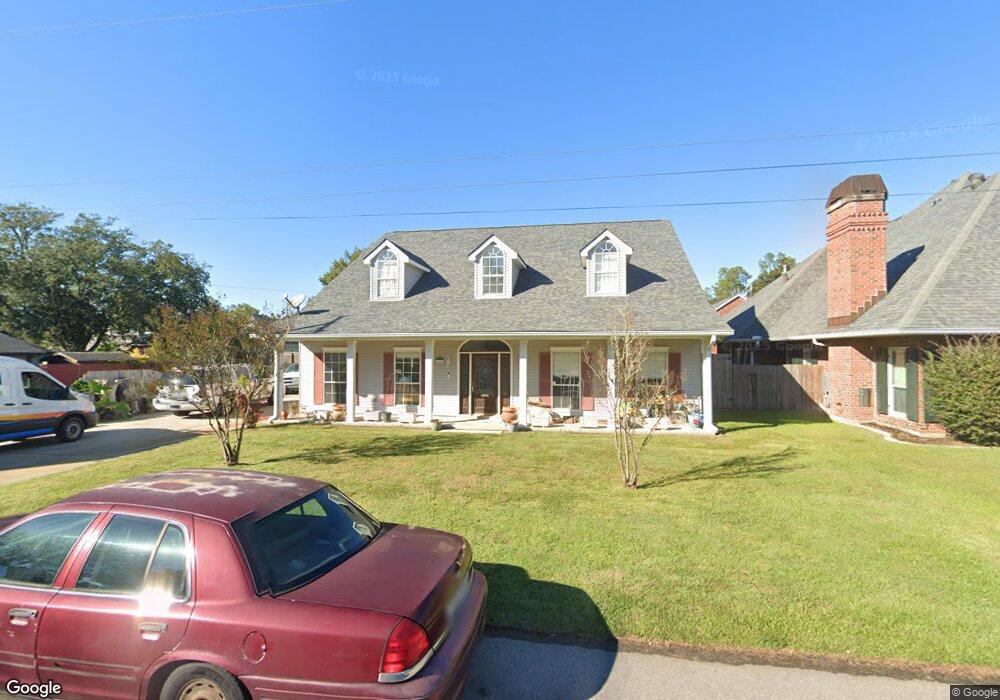 934 Pennsylvania Ave, Slidell, LA 70458 - photo 1