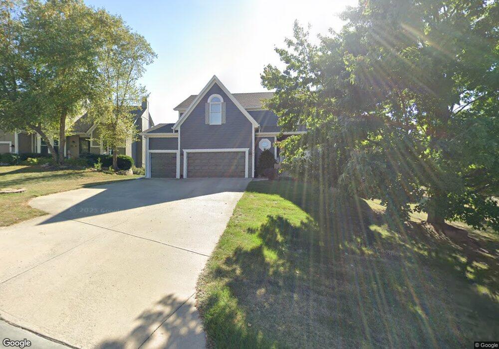 7311 Acuff St, Shawnee, KS 66216 - photo 1