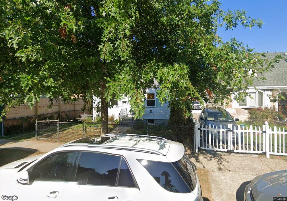 4940 168th St, Fresh Meadows, NY 11365 - photo 1