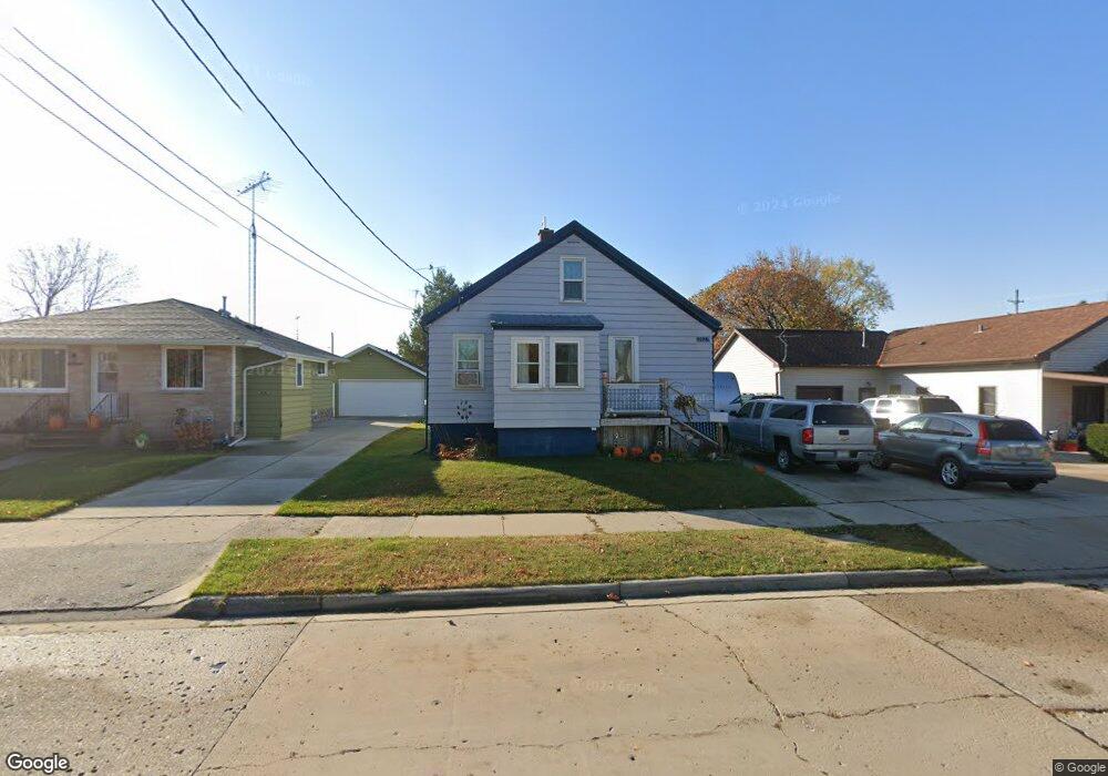 2827 12th St, Two Rivers, WI 54241 - photo 1