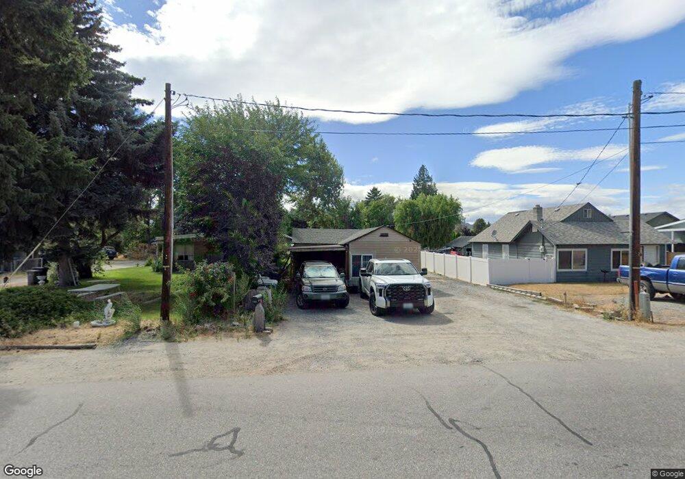 768 N Grover Place, East Wenatchee, WA 98802 - photo 1