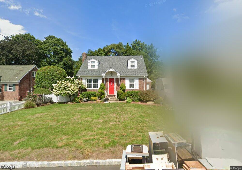 25 Crest Dr N, Cresskill, NJ 07626 - photo 1