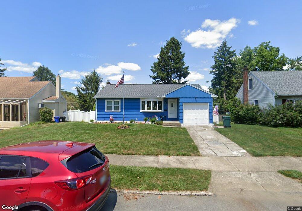 2031 Edgehill Rd, Bethlehem, PA 18017 - photo 1