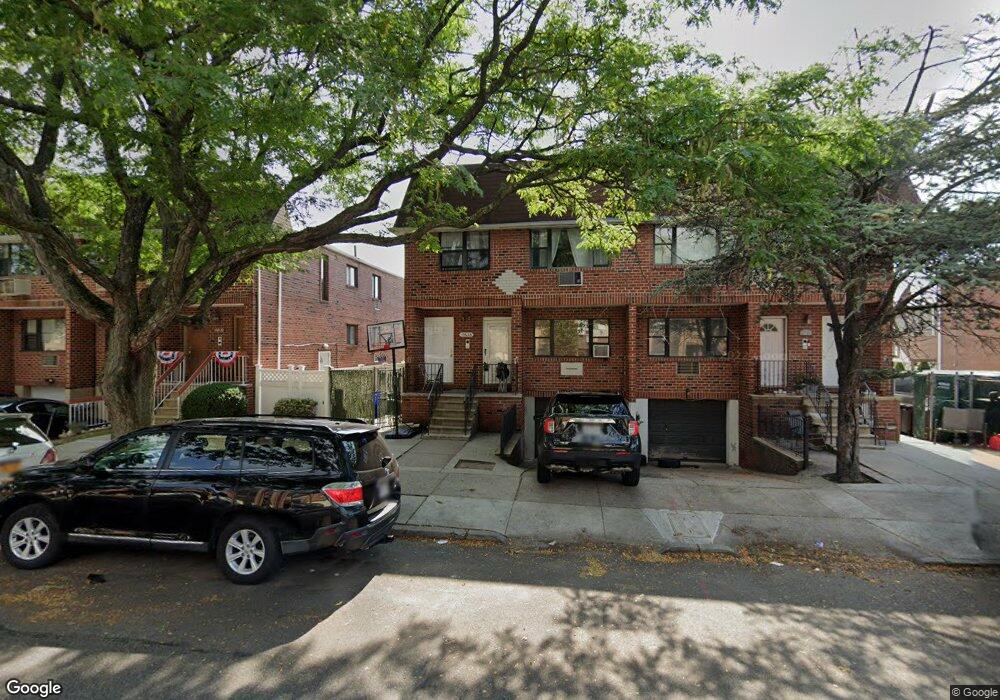 15626 77th St, Howard Beach, NY 11414 - photo 1