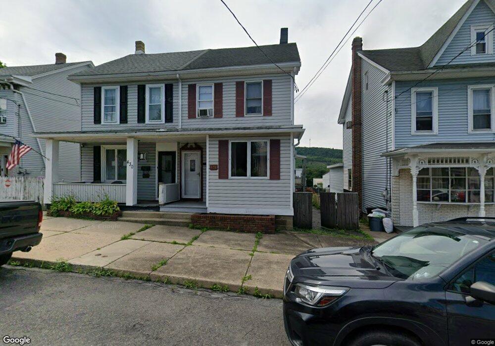 428 E Union St, Tamaqua, PA 18252 - photo 1