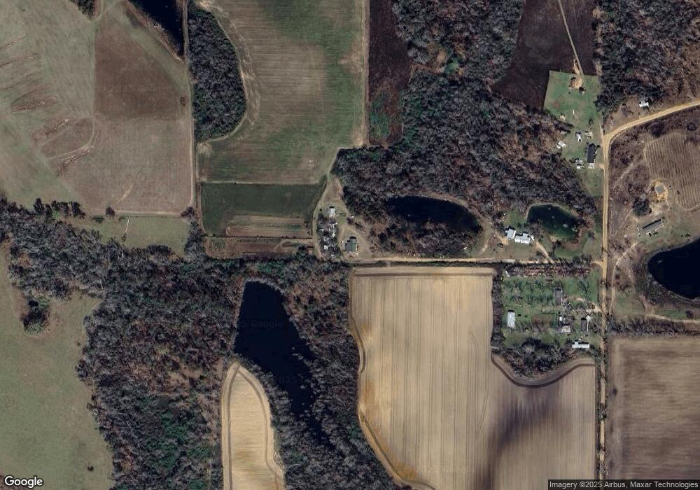 870 Justin Cir, Douglas, GA 31533 - photo 1