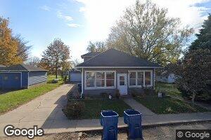 411 Jackson Blvd, Goose Lake, IA 52750