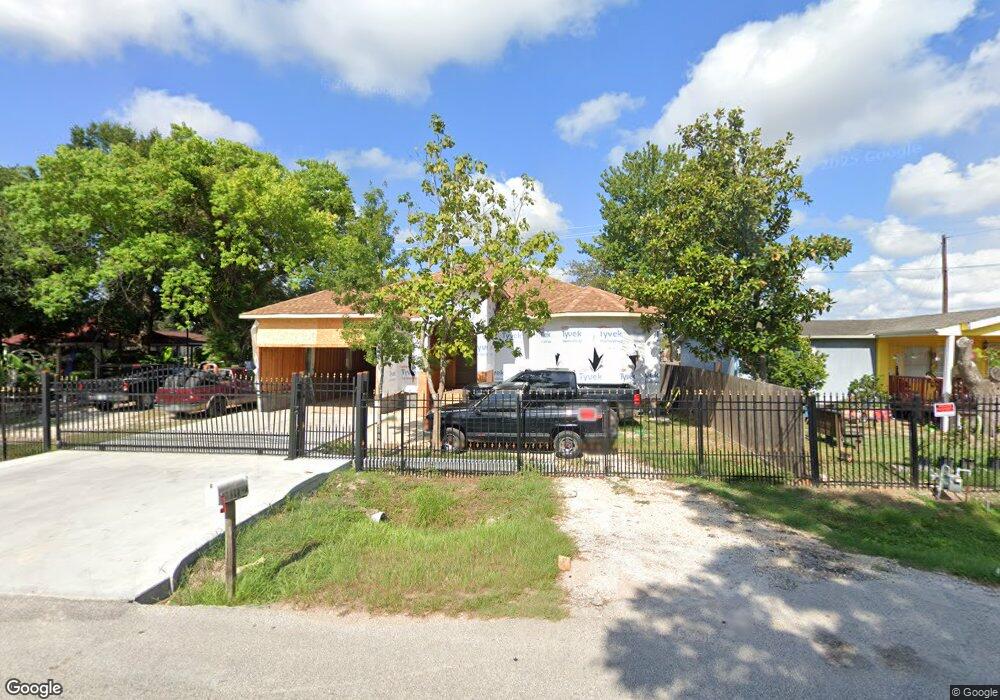 11111 Cora St, Houston, TX 77088 - photo 1