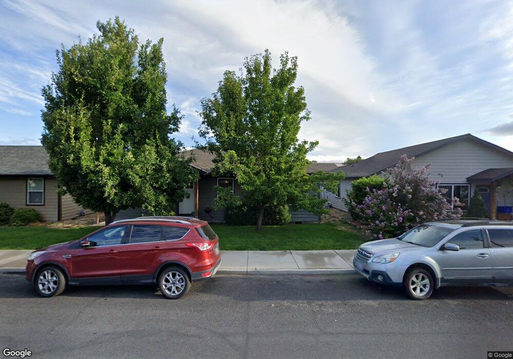 1431 E 12th St unit 8, the Dalles, OR 97058 - photo 1