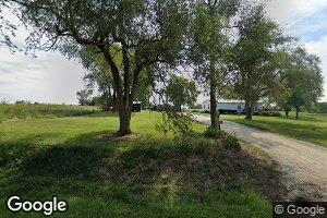718 N Cherry St, Middletown, MO 63359