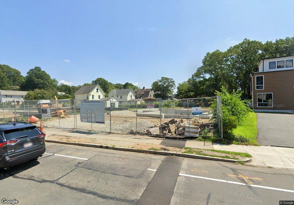 82 Lexington St unit 1, Auburndale, MA 02466 - photo 1