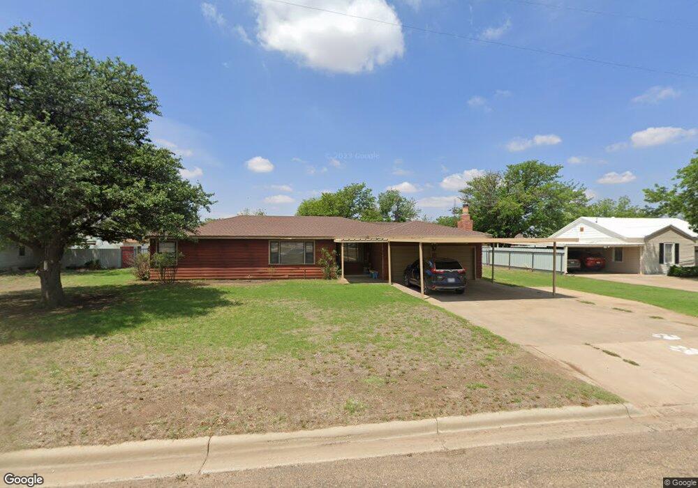 413 Canyon St, Plainview, TX 79072 - photo 1
