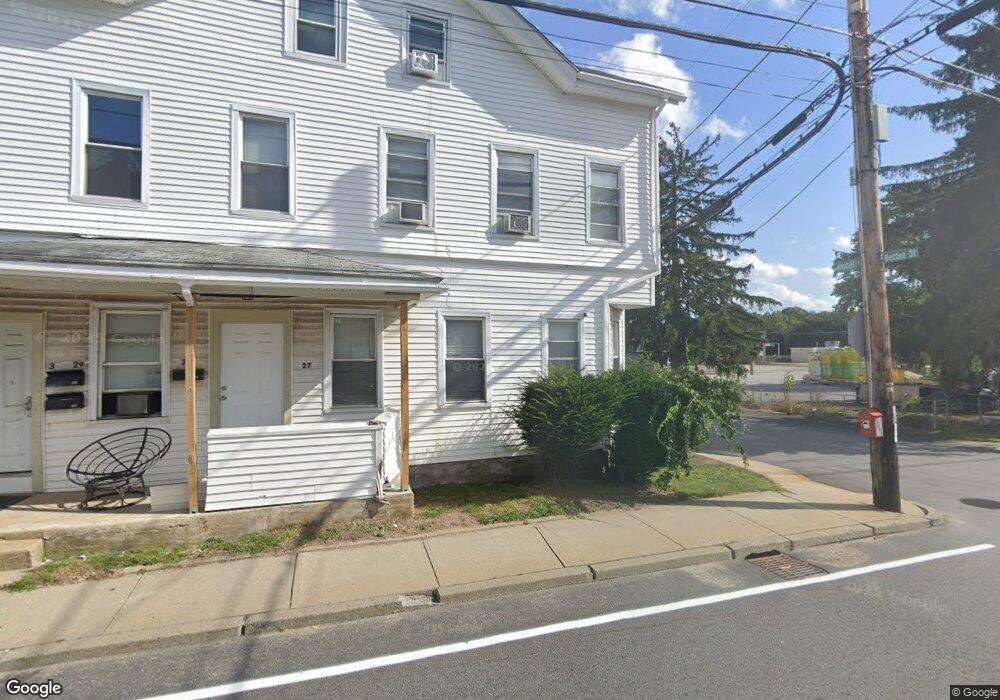 27 Wakefield St, West Warwick, RI 02893 - photo 1